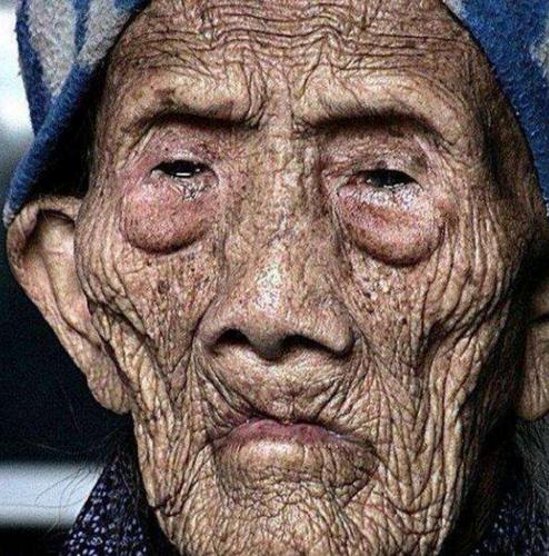世界上最长寿的人陈俊.png