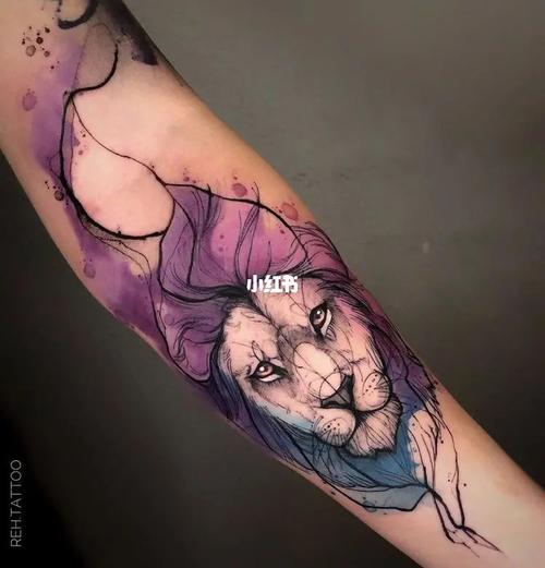 彩色泼墨狮子纹身素材分享