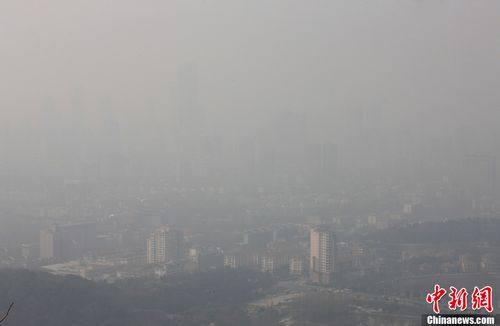 雾霾再次笼罩中东部 北京昨天5级重度污染
