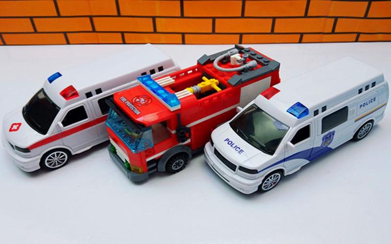 警车,救护车和消防车大集合