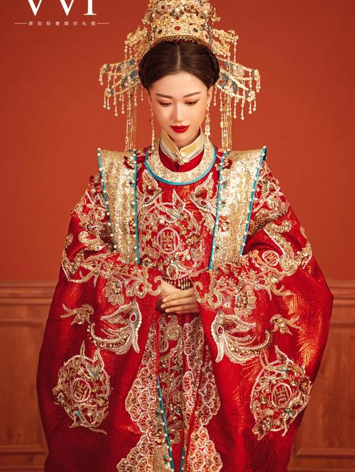 沉浸式的古风红色中式嫁衣安利银川婚纱