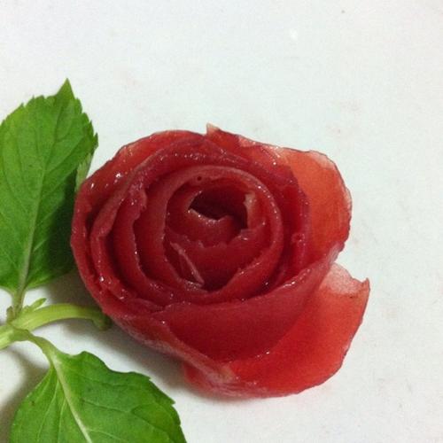 蝶舞九天做的番茄玫瑰花