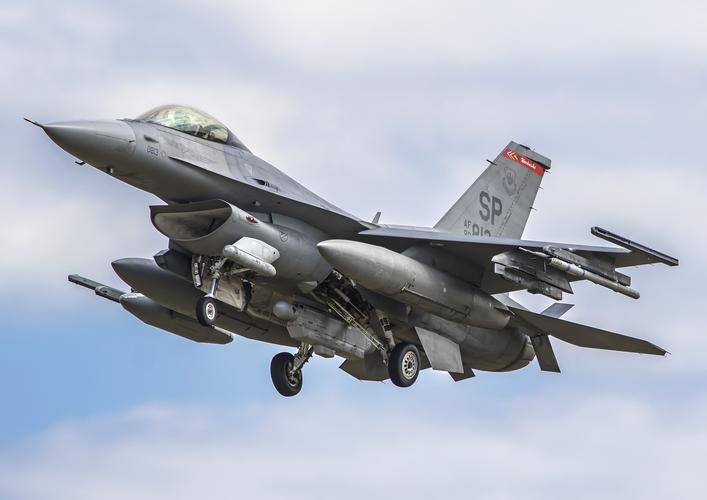 通用动力f-16战隼,空中优势,战斗机,美国空军,4k,图片,壁纸,军事-桌酷