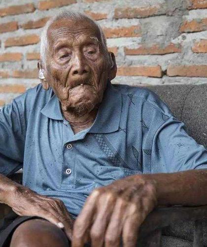 世界上最长寿的人世界最长寿的人活了146年