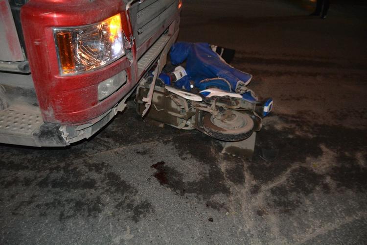 女子骑电动车被撞无钱医治,山东青岛开发区交警启用道路交通事故救助