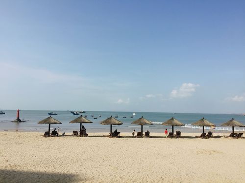 西沙湾海滩位于泉州市惠安县崇武镇,是一片非常漂亮