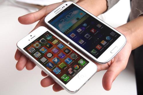 iphone 5 vs samsung galaxy s iii/s3 – comparison and pictures