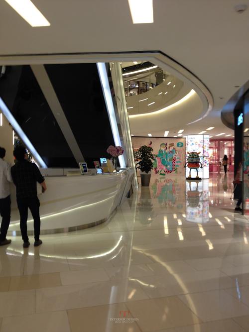 上海环贸iapm购物商场---内部及细节自拍图