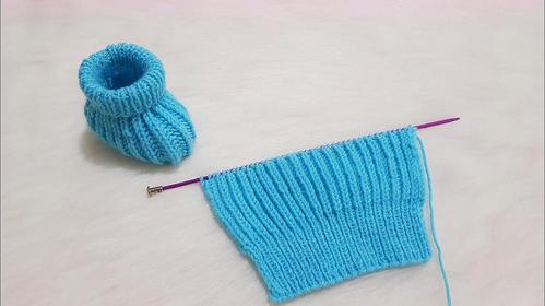 最简单的宝宝毛线鞋织法教程,无缝式拼接,温暖又漂亮!