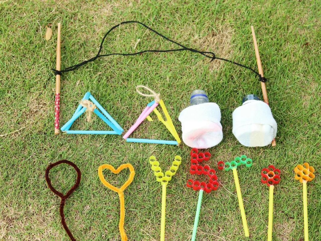 户外亲子游戏:自制吹泡泡工具大集合 吸管模型,三角体和正方体 大泡泡
