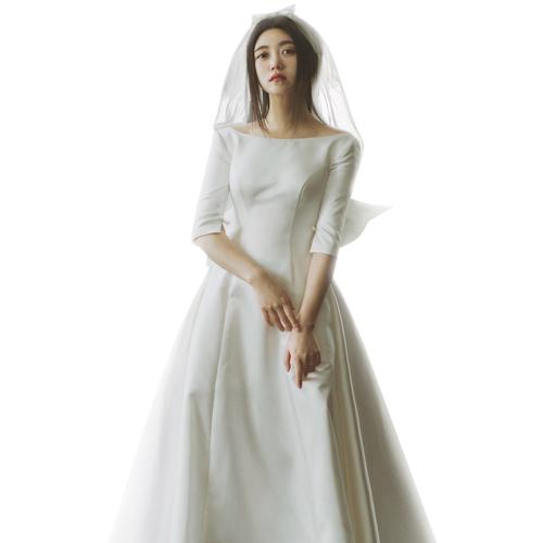 亲爱的白2020新款《千鸟》女短款婚纱缎面新娘森系公主简约法式裙