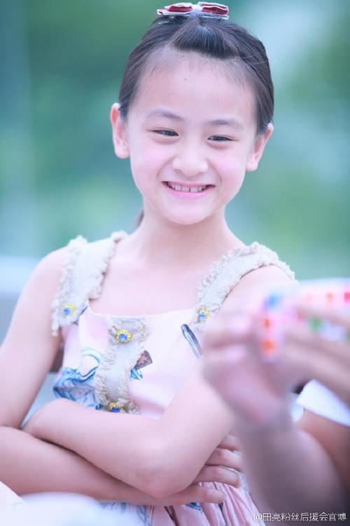 黄磊11岁女儿,陆毅9岁女儿,田亮9岁女儿,差距真不是一般大