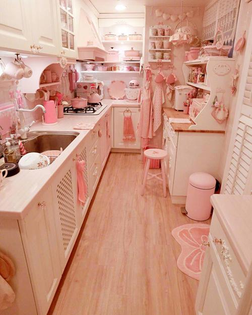 少女心的粉色厨房
