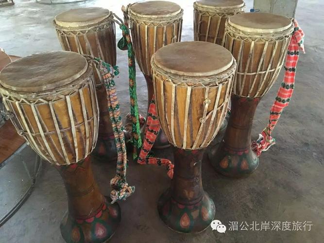 云南国家级非物质文化遗产之—傣族象脚鼓舞——李佳鹏作