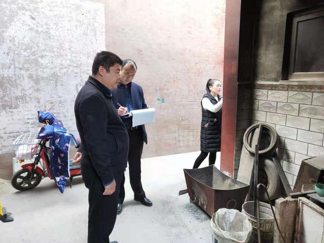 武安市市场监督管理局副局长郭海涛深入一线督导劣质散煤回收排查工作
