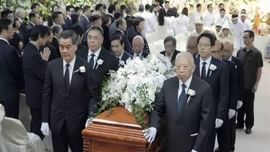 香港两位享受国葬的人