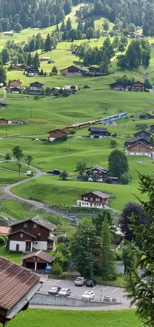 世界上最美丽的村庄:瑞士格林德瓦