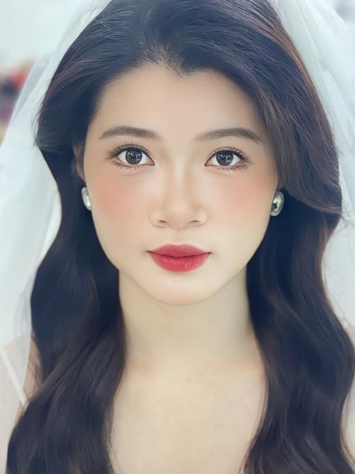 这两个造型太实用了#新娘跟妆 #韩式新娘造型 #南沙化妆师 #南沙化妆