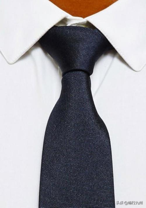 正装三角领带打法图解绅士常见的十种领带打法