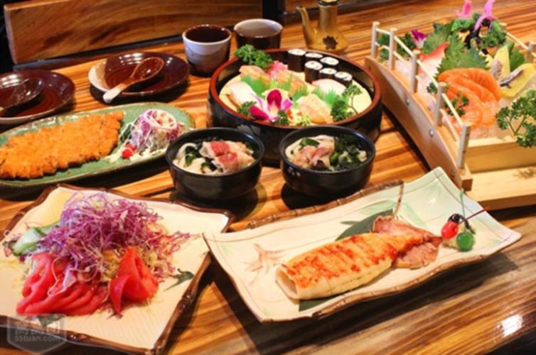 吃货现在的理念里大多有中餐和西餐之分,但日式料理对于分界