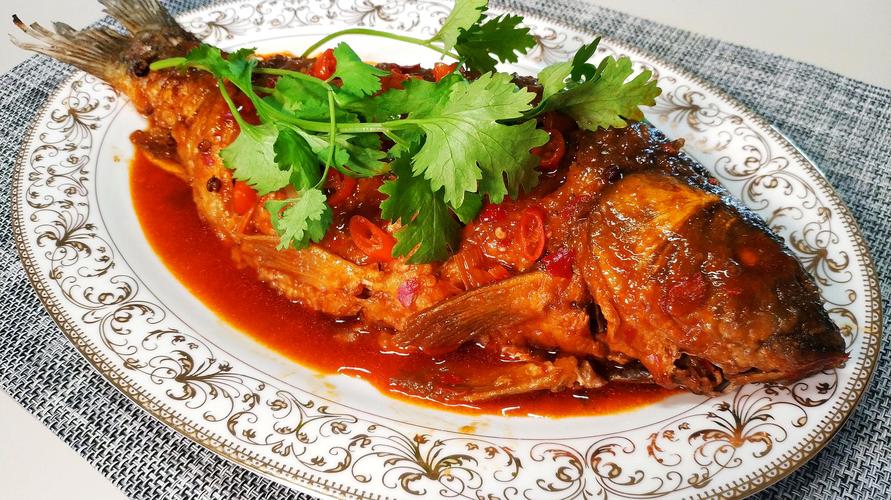 吃鱼还是喜欢红烧鱼,教你家常做法,肉质鲜嫩入味,比饭店好吃