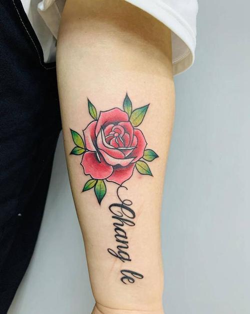 玫瑰花纹身图片_手臂纹身图案