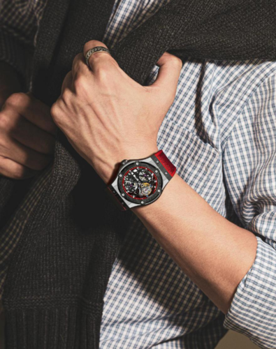 豪法陀飞轮男士为什么要戴手表手表对男士的意义是什么