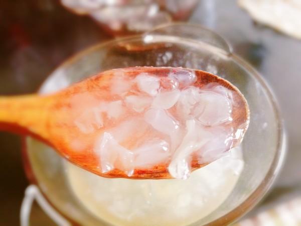 小安然在延边朝鲜生活做的雪蛤银耳红枣汤
