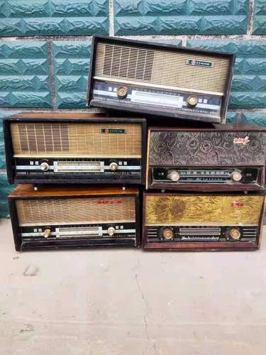 农村老物件民俗怀旧老式收音机晶体管旧货戏匣子复古装饰摆件收藏