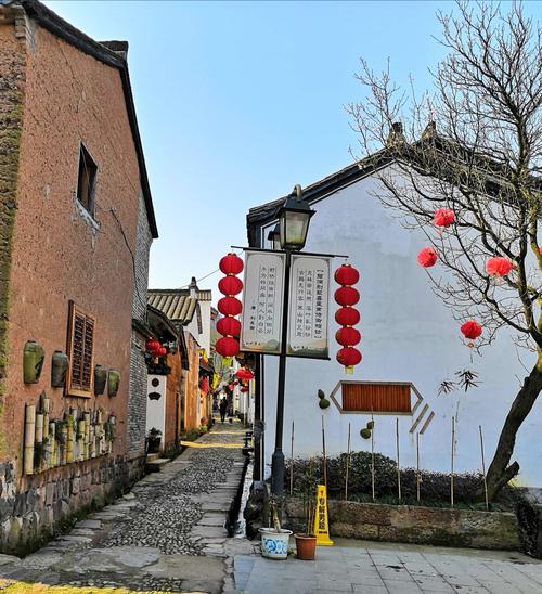 其它 班竹古村游 写美篇  斑竹古村,位于新昌县城东南15公里的会墅岭