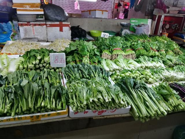 正月初五的广州肉菜市场开档率近7成买菜更便宜了