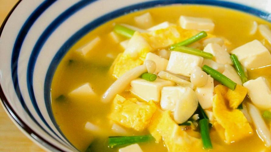 白玉豆腐汤,食材简单,做法简单,味道一点也不简单!