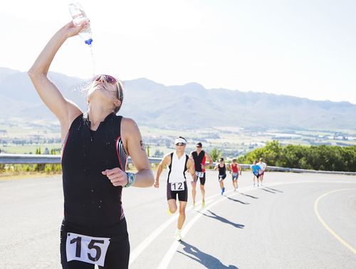 运动后喝水会长胖吗运动后这样喝水容易致死