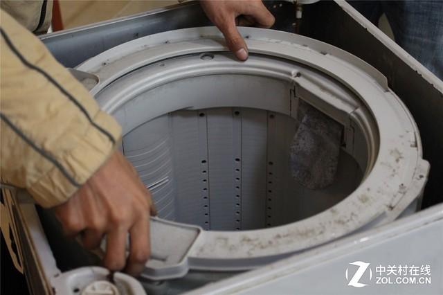 最污洗衣机拆解第三日油腻的波轮洗衣机