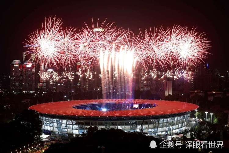 2018年亚运会开幕式最佳照片:中国战队的番茄炒蛋配色不见了