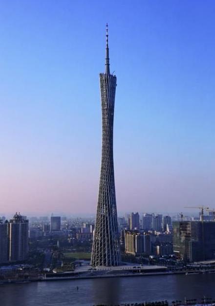 第四名:广州塔(广州最高楼)虽然高银117大楼在中国排第三,但就屋顶