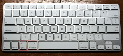 command键盘哪个键一样?