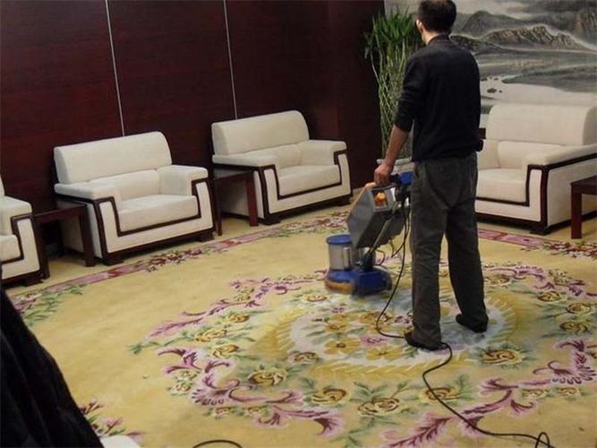 广州华鼎清洁 地毯清洗 酒店地毯清洗 商场地毯清洗服务