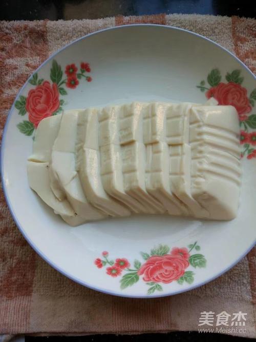 葱油白玉豆腐,葱油白玉豆腐的家常做法 - 美食杰葱油白玉豆腐做法大全