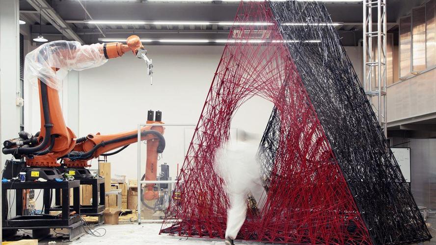 碳纤维编织机器人