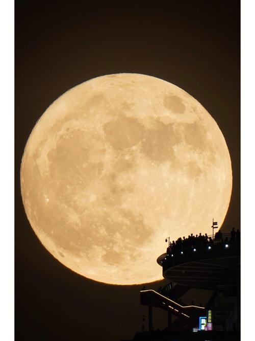 重庆今晚的超级月亮