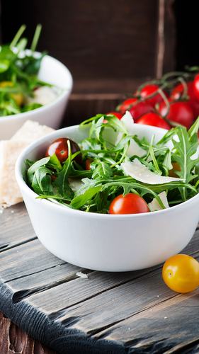 【蔬菜沙拉】蔬菜沙拉做法简单,营养丰富且低卡路里,具有减肥美容的