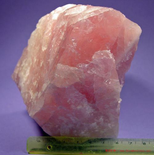 >> 矿物图片 >> 蔷薇石英-rose quartz