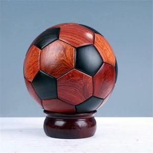 红木足球模型摆件缅甸花梨紫光檀木雕益智拼装工艺品家居文创定制