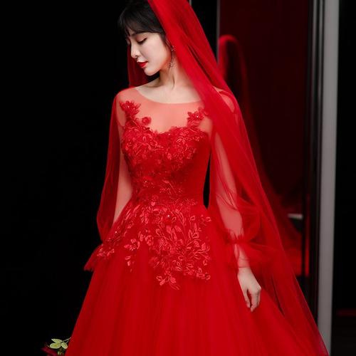 红色主婚纱