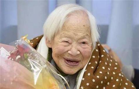 原创吉尼斯纪录最长寿老人活117岁跨越了3个世纪长寿秘诀引热议