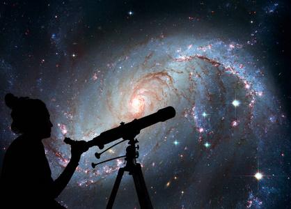 用望远镜看星星是什么样的