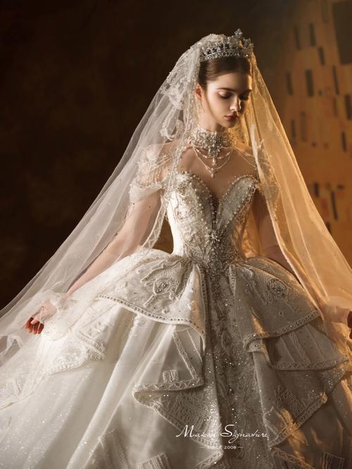 宫廷主纱60全球限量20件黎巴嫩重工婚纱