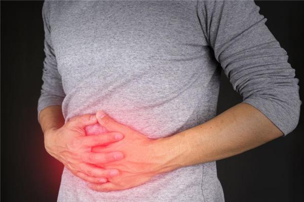 胃疼的症状有哪些 胃疼是什么原因导致的