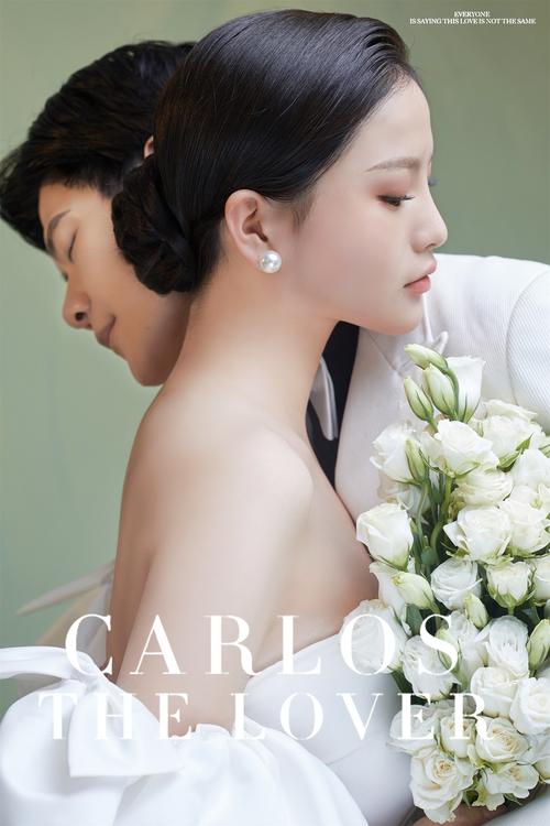 摄影师阿淼的婚纱摄影作品《室内韩式唯美白纱》